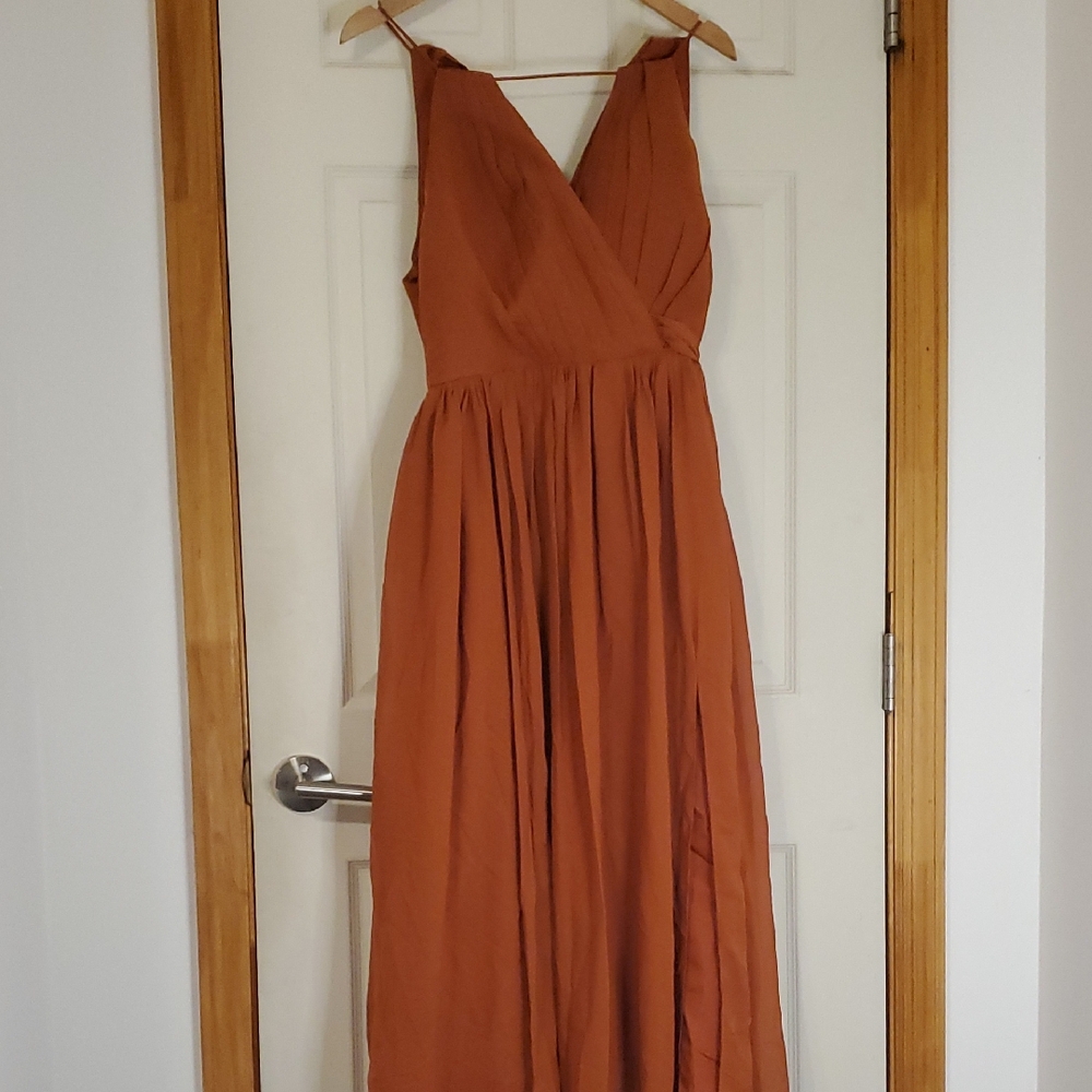 Chic Orange Sleeveless V-Neck Maxi Sundress for Weddings